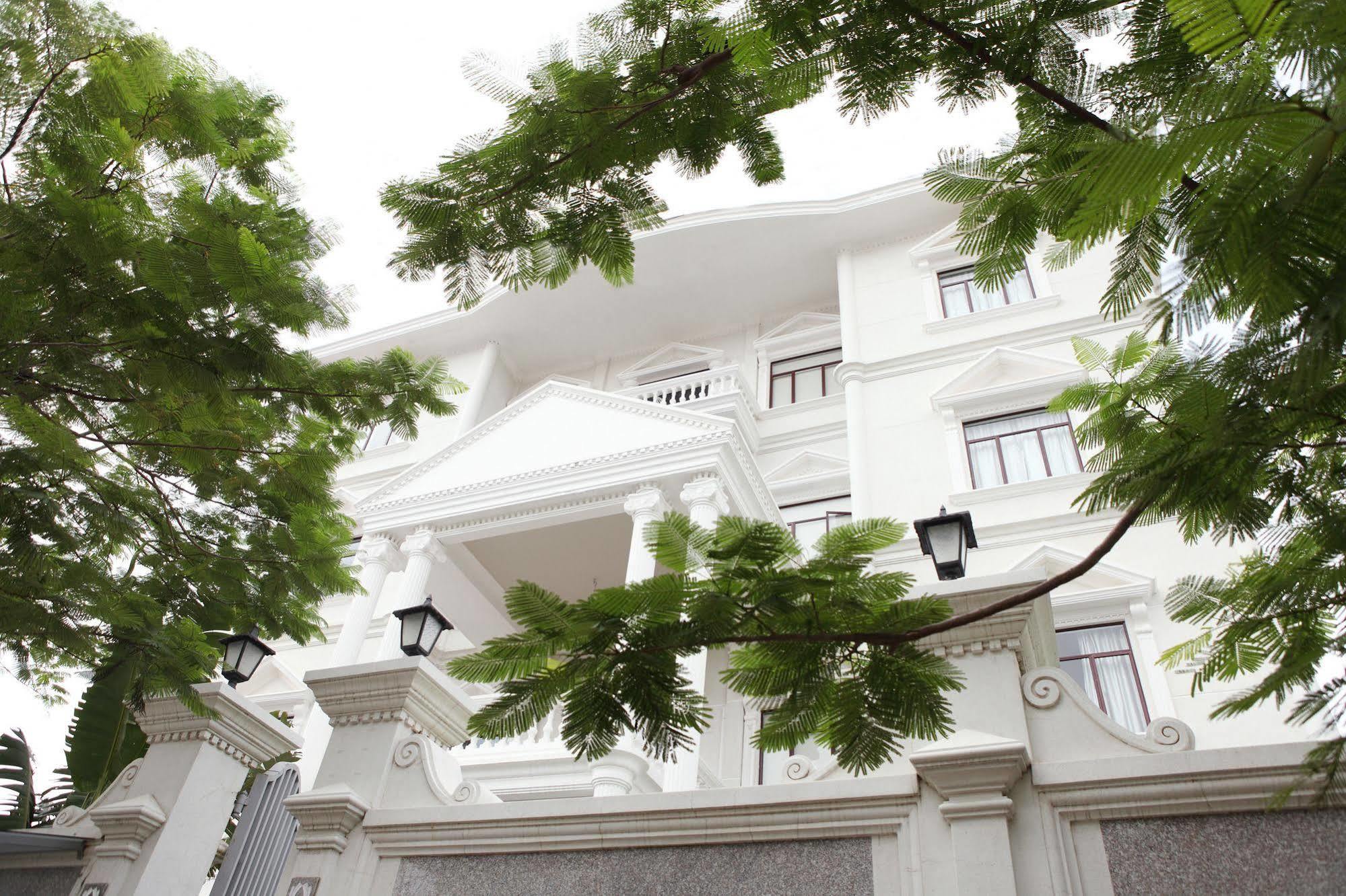 White Mansion 白色公馆 Hotel Phnom Penh Exterior photo